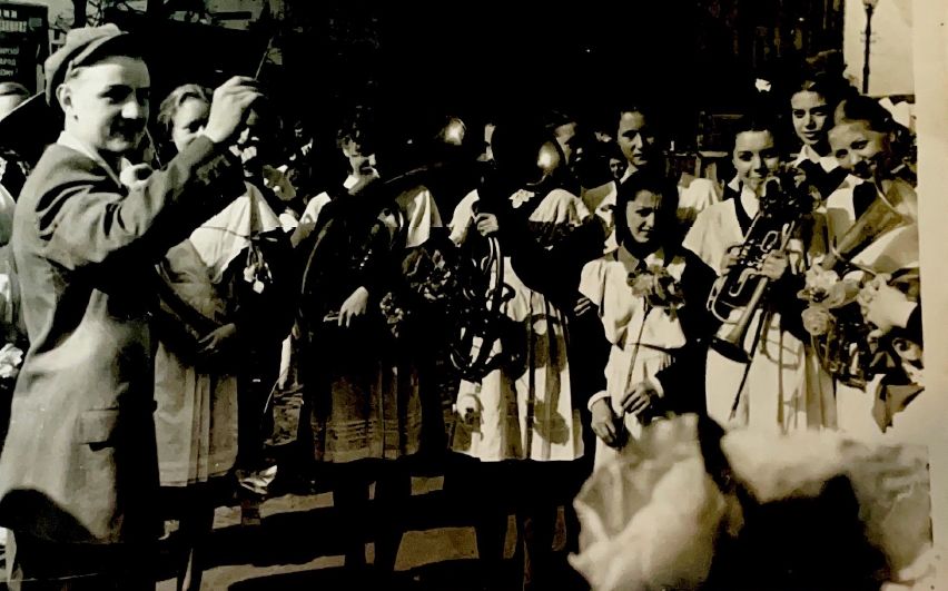 Новини Вінниці - фото з «Він мав би пам’ятати мій акордеон». Не тільки Степанець прославив четверту школу