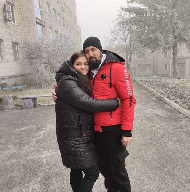 Новини Тернополя - фото з У сирому підвалі не було навіть туалету. Історія пораненого бійця, який пережив полон і не зламався