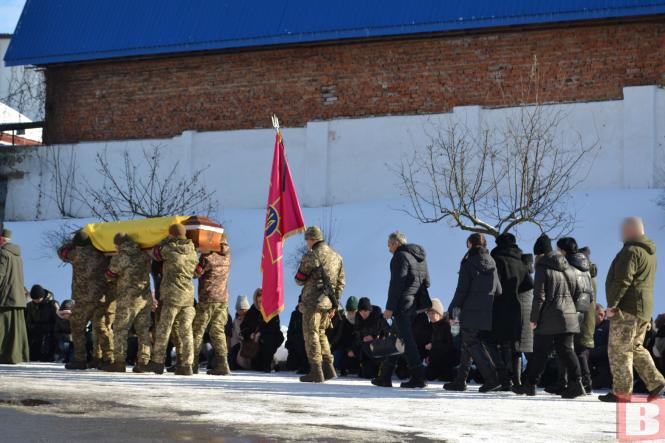 Новини Хмельницького - фото з Хмельницький попрощався з солдатом Олександром Коршаковим
