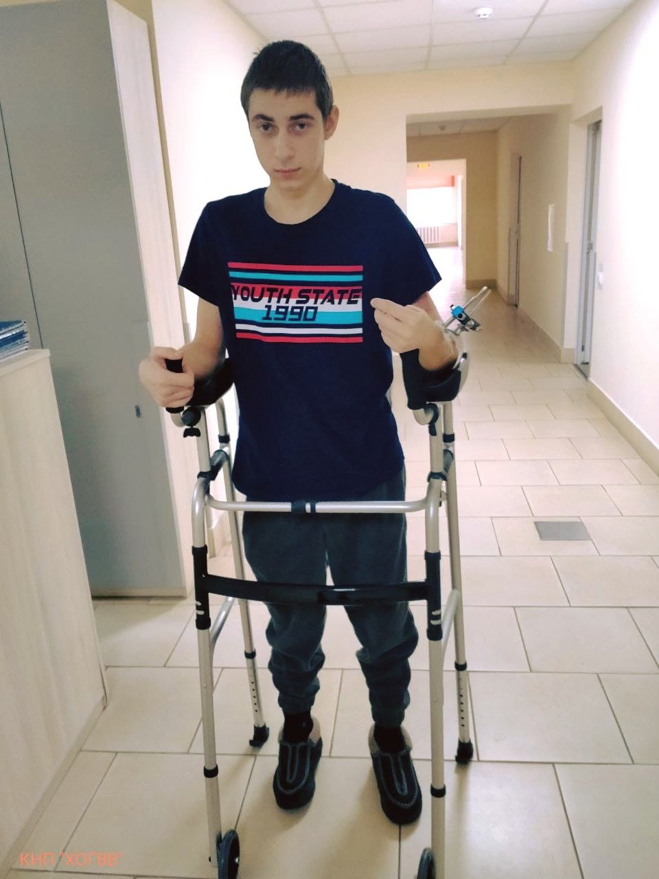 Новини Хмельницького - фото з Андрій Петровський в бою пошкодив хребет, але хоче повернутися на службу