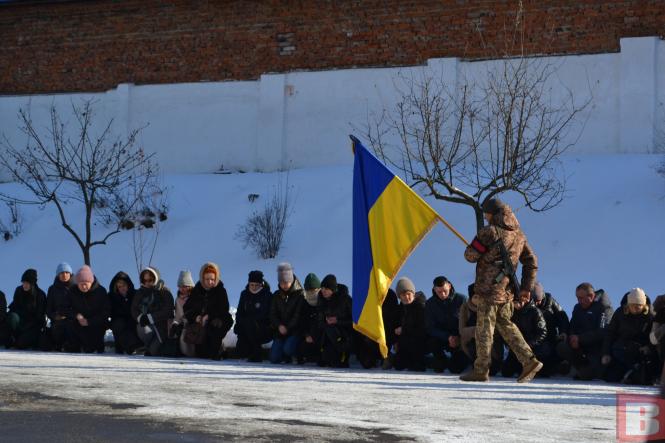 Новини Хмельницького - фото з Хмельницький попрощався з солдатом Олександром Коршаковим