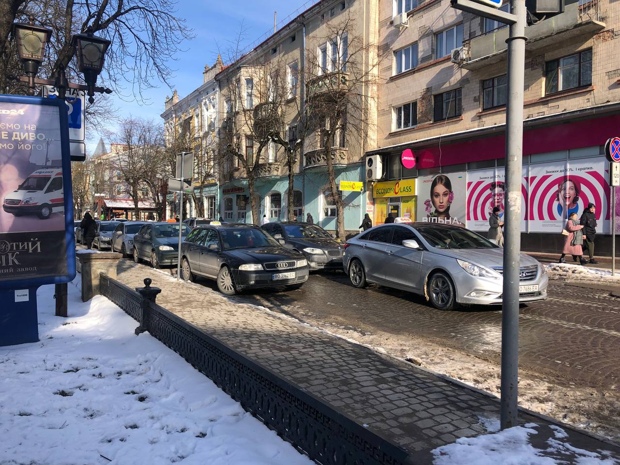 Новини Тернополя - фото з Яке таксі у Тернополі найдешевше? Ми порівняли тарифи перевізників (ІНФОГРАФІКА)