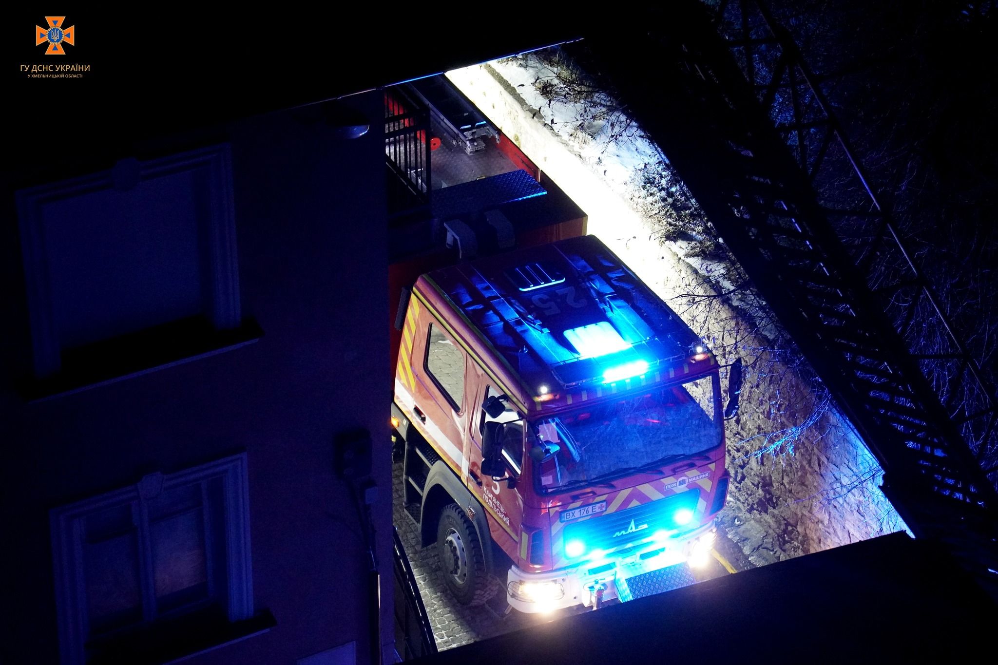 Новини Хмельницького - фото з У Кам’янці горів готельно-розважальний комплекс (ФОТО)