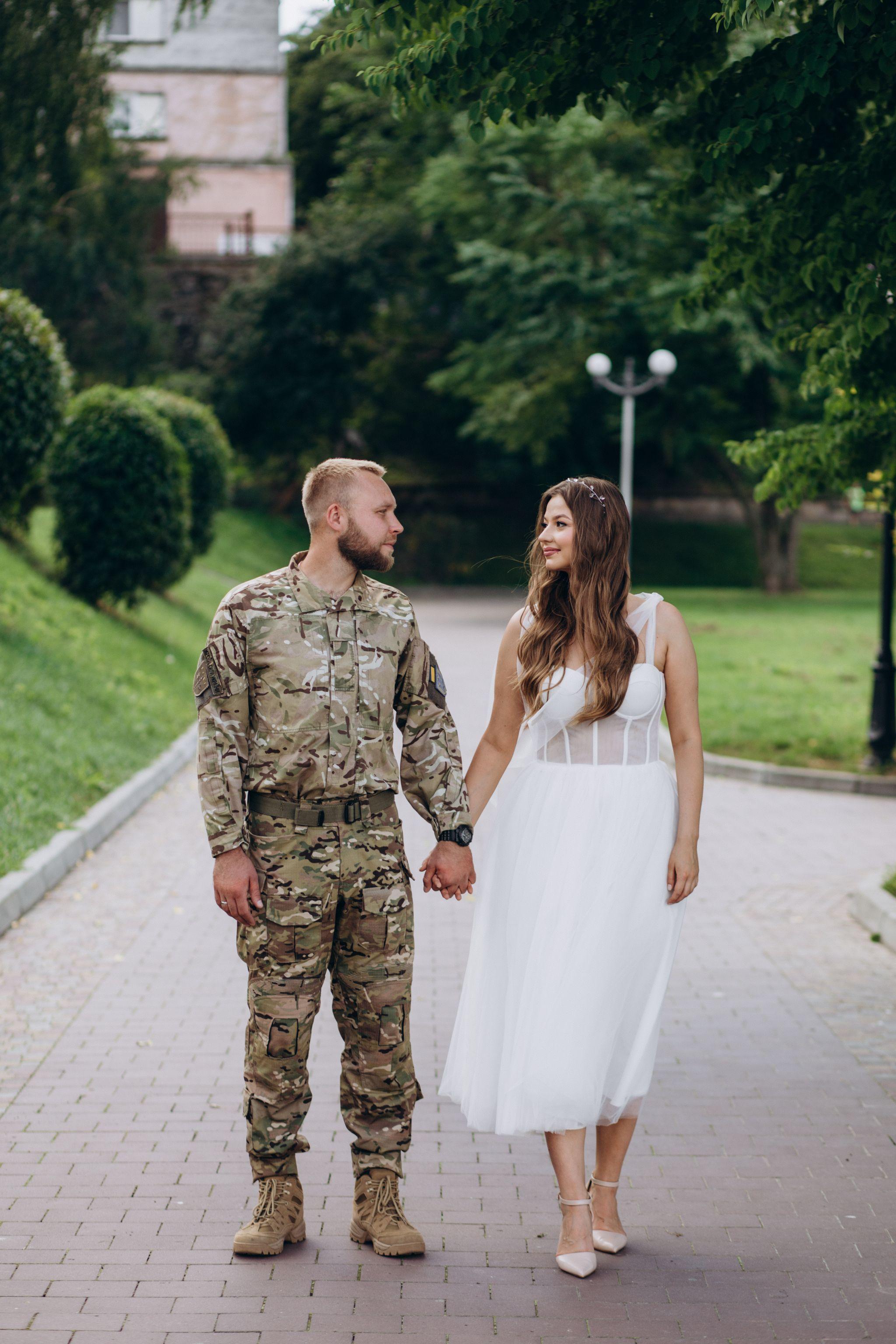 Новини Тернополя - фото з Ми домовляємося про обійми уві сні: як військовий з Тернополя зберігає стосунки попри 1000 кілометрів