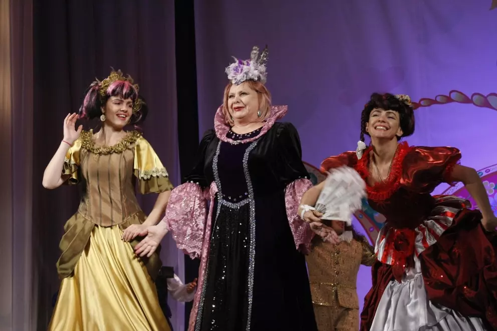 Новини Вінниці - фото з «Сьогодні рік, як немає найріднішої людини». Про артистку Лідію Бєлозьорову згадують син і колеги