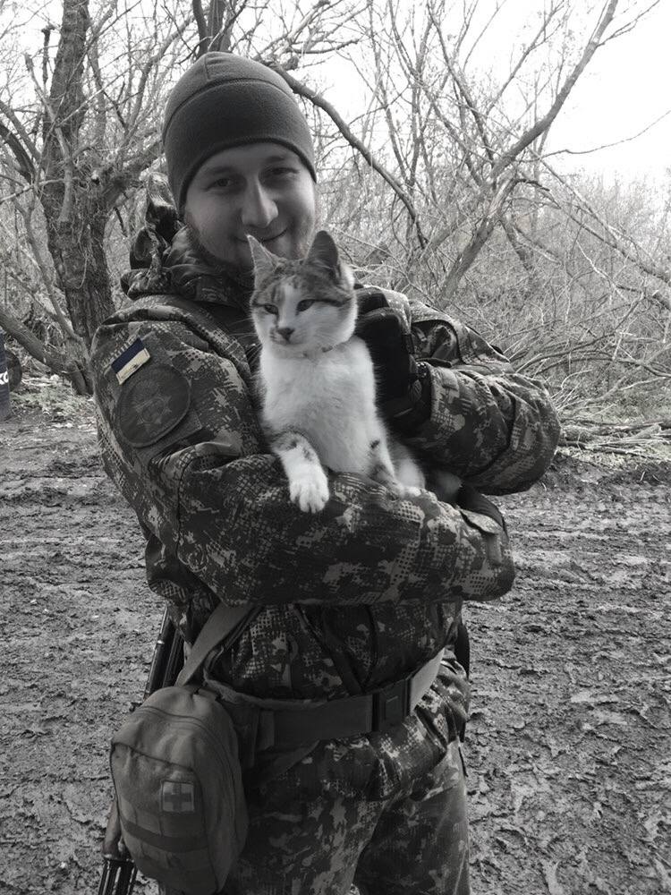 Новини Вінниці - фото з Президента просять посмертно присвоїти звання Героя України Артему Полтаракову