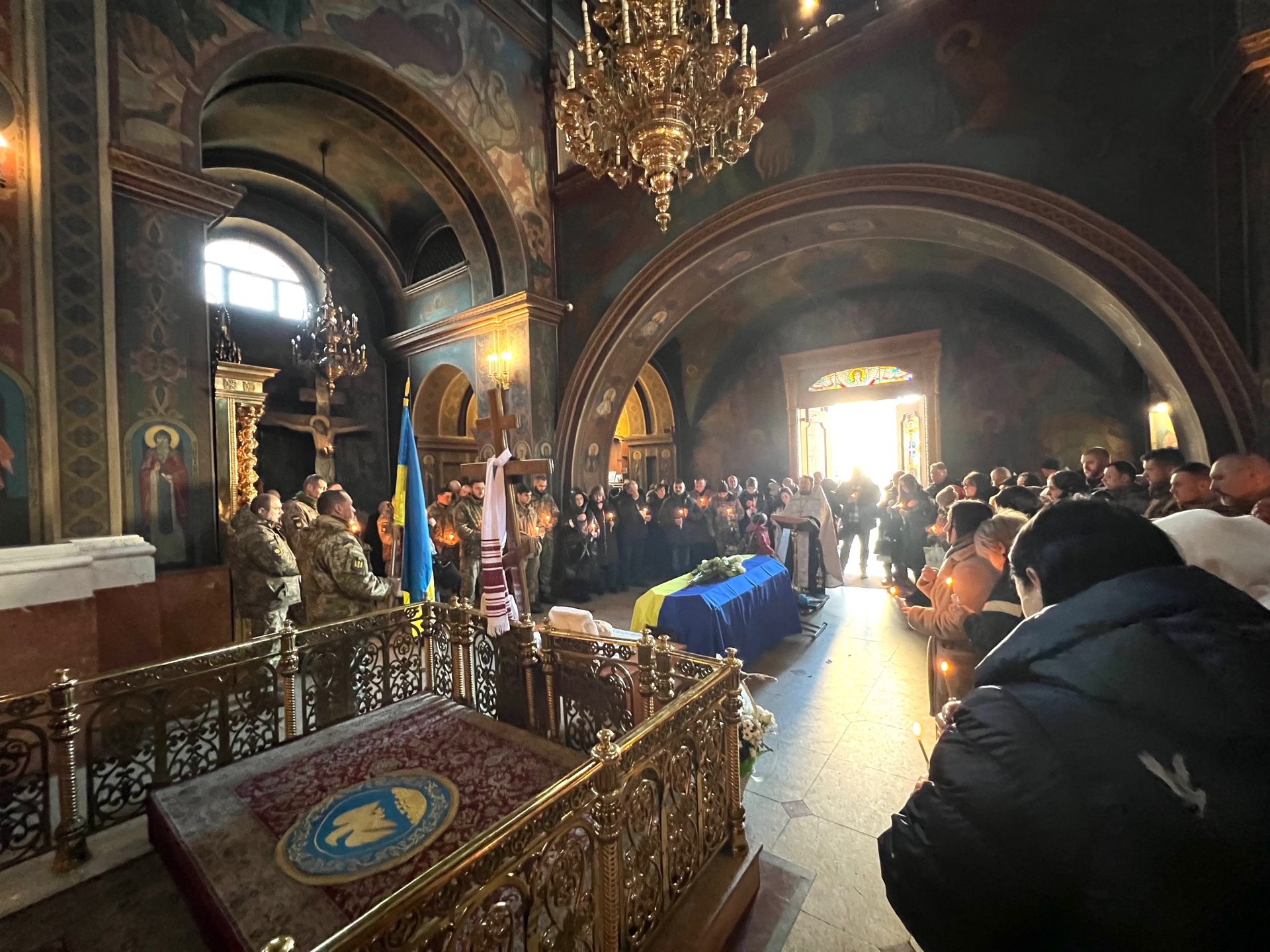 Новини Вінниці - фото з «Будинок побудував, а пожити в ньому не встиг». Вінниця попрощалася з героєм Андрієм Літвіновим