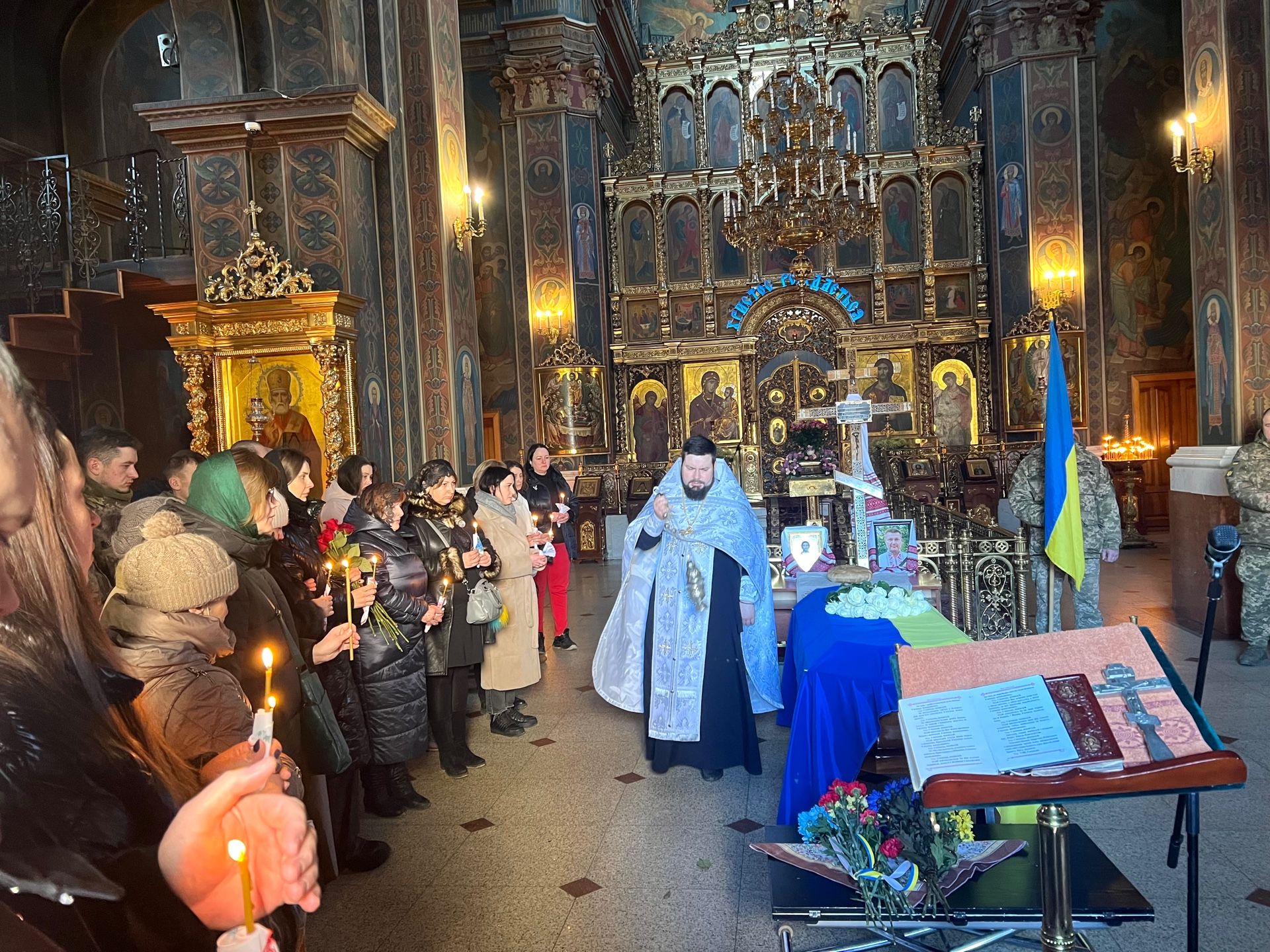 Новини Вінниці - фото з «Будинок побудував, а пожити в ньому не встиг». Вінниця попрощалася з героєм Андрієм Літвіновим