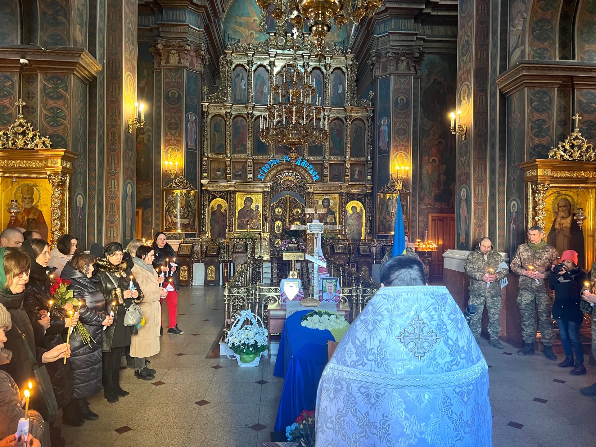 Новини Вінниці - фото з «Будинок побудував, а пожити в ньому не встиг». Вінниця попрощалася з героєм Андрієм Літвіновим