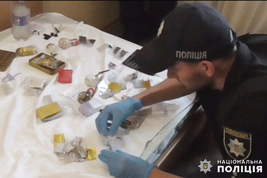 Новини Хмельницького - фото з У Хмельницькому 19-річного хлопця посадили на 5 років через наркоторгівлю