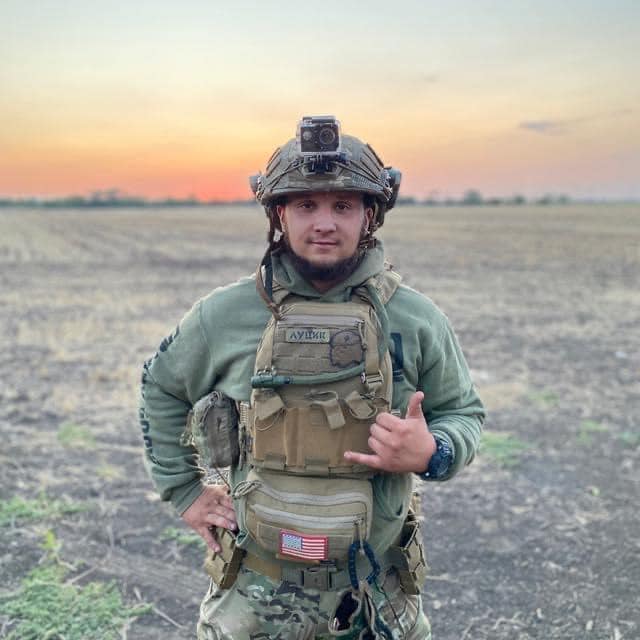 Новини Вінниці - фото з Вінницький спортсмен і палкий вболівальник «Ниви» Євген Луценко загинув в бою під Вугледаром