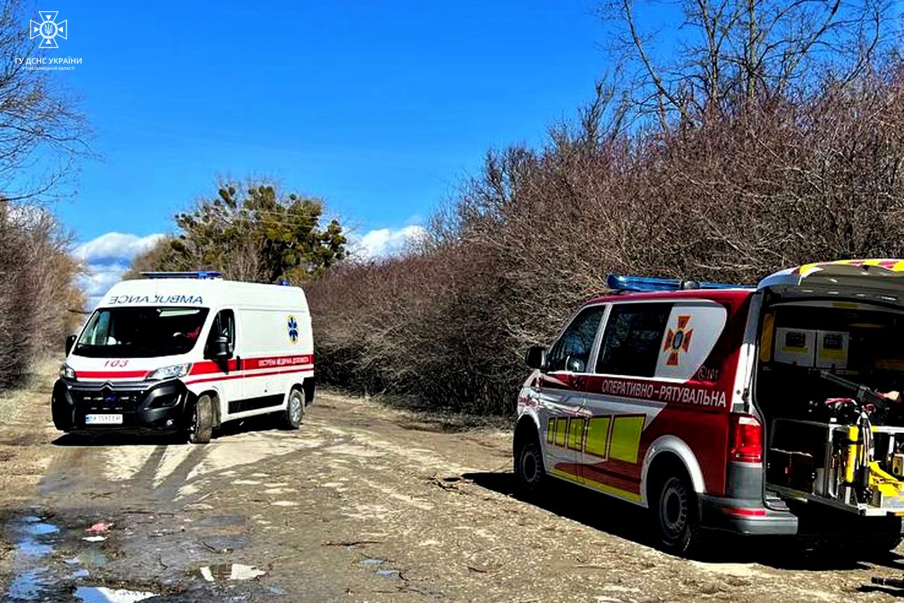 Новини Хмельницького - фото з ДТП на Кам’янеччині: травмувалося двоє людей, розтрощені два авто