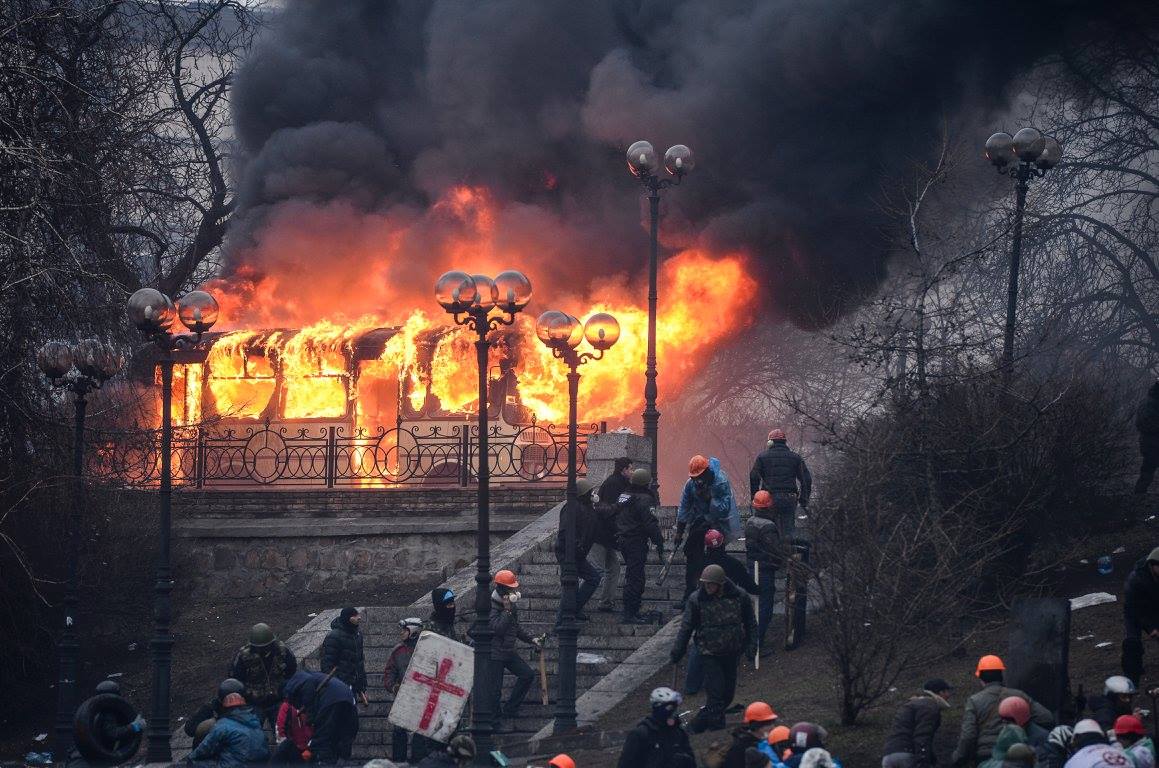 Киев причина. Майдан на Украине в 2014. Киев Майдан февраль 2014. Майдан революция. Украина 2014 Майдан хронология.