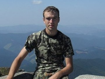 Новини Тернополя - фото з Покладали квіти та молилися: у Тернополі вшанували пам’ять Небесної сотні Волинянин Василь Мойсей посмертно став почесним громадянином ...