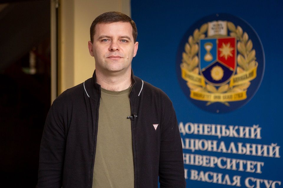 Новини Козятина - фото з Відомий козятинчанин оголосив конкурс для студентів Вінниччини з протидії ворожій пропаганді: головний приз iPhone 14 (прес-служба ГО «Ми -Вінничани»)