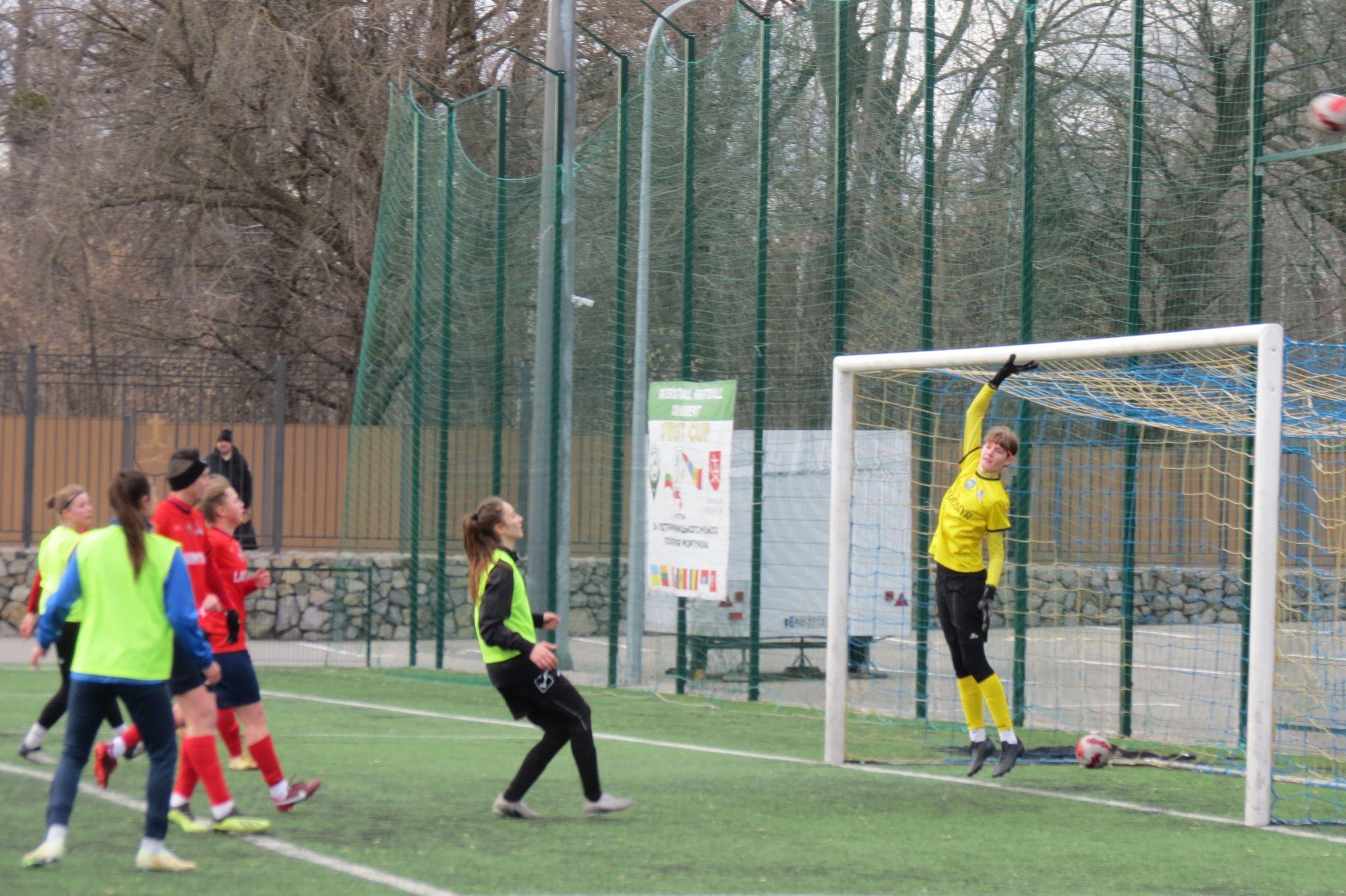 Новини Вінниці - фото з Футболістки «ЕМС-Поділля» виграли домашній міжобласний турнір