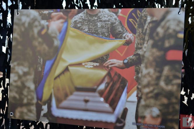 Новини Хмельницького - фото з Чим жив Хмельницький рік тому: у центрі відкрили виставку “Сила тилу”