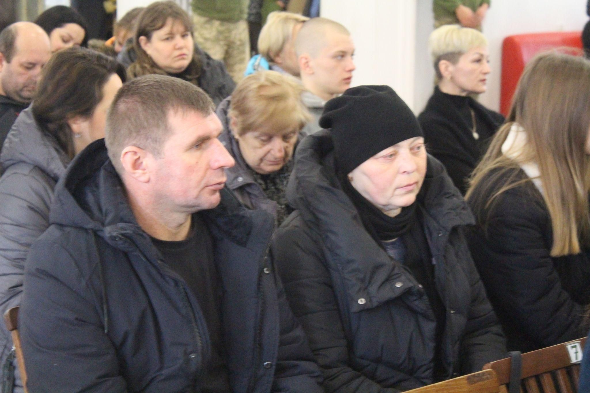 Новини Тернополя - фото з Рік запеклого протистояння: родини загиблих Героїв нагородили відзнаками (РЕПОРТАЖ)