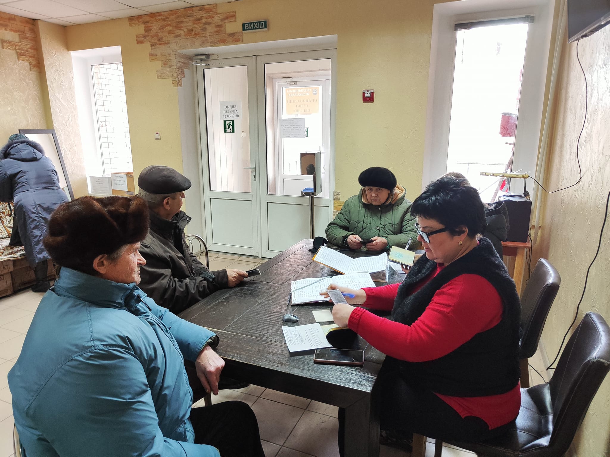 Новини Хмельницького - фото з У Хмельницькому видають продуктові набори: подробиці