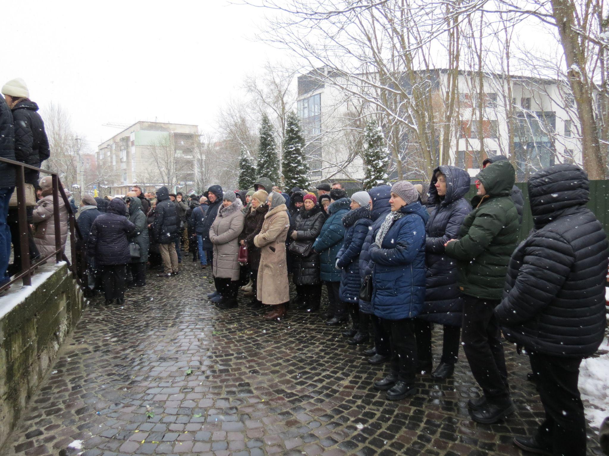 Новини Тернополя - фото з Був командиром, який вів за собою: Тернопіль прощається з Героєм Сергієм Королем