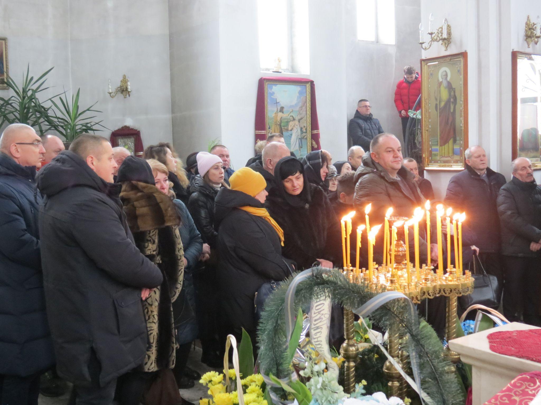 Новини Тернополя - фото з Був командиром, який вів за собою: Тернопіль прощається з Героєм Сергієм Королем
