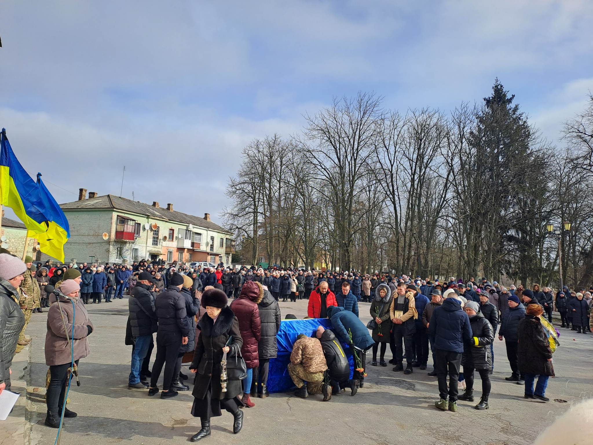 Новини Козятина - фото з Героя України Дмитра Коваля перепоховали у рідних Глухівцях
