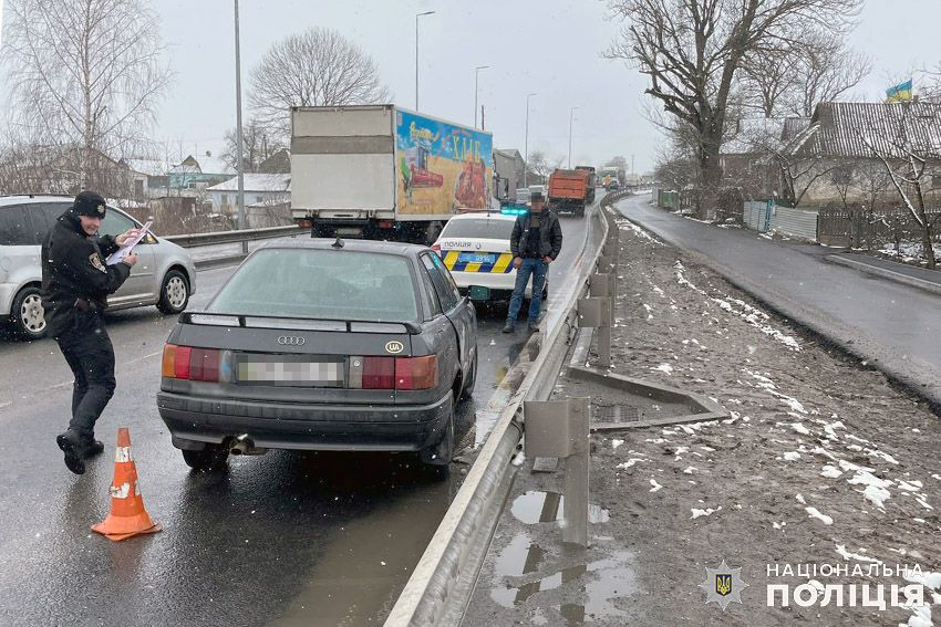 Новини Хмельницького - фото з У Летичівській тергромаді легковик збив 35-річного чоловіка