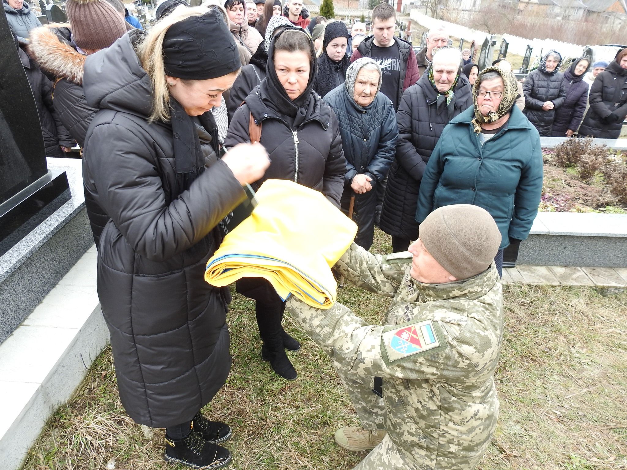 Новини Тернополя - фото з Людина щирої душі і воїн з великим серцем: на Тернопільщині попрощалися з Героєм Юрієм Воляницьким