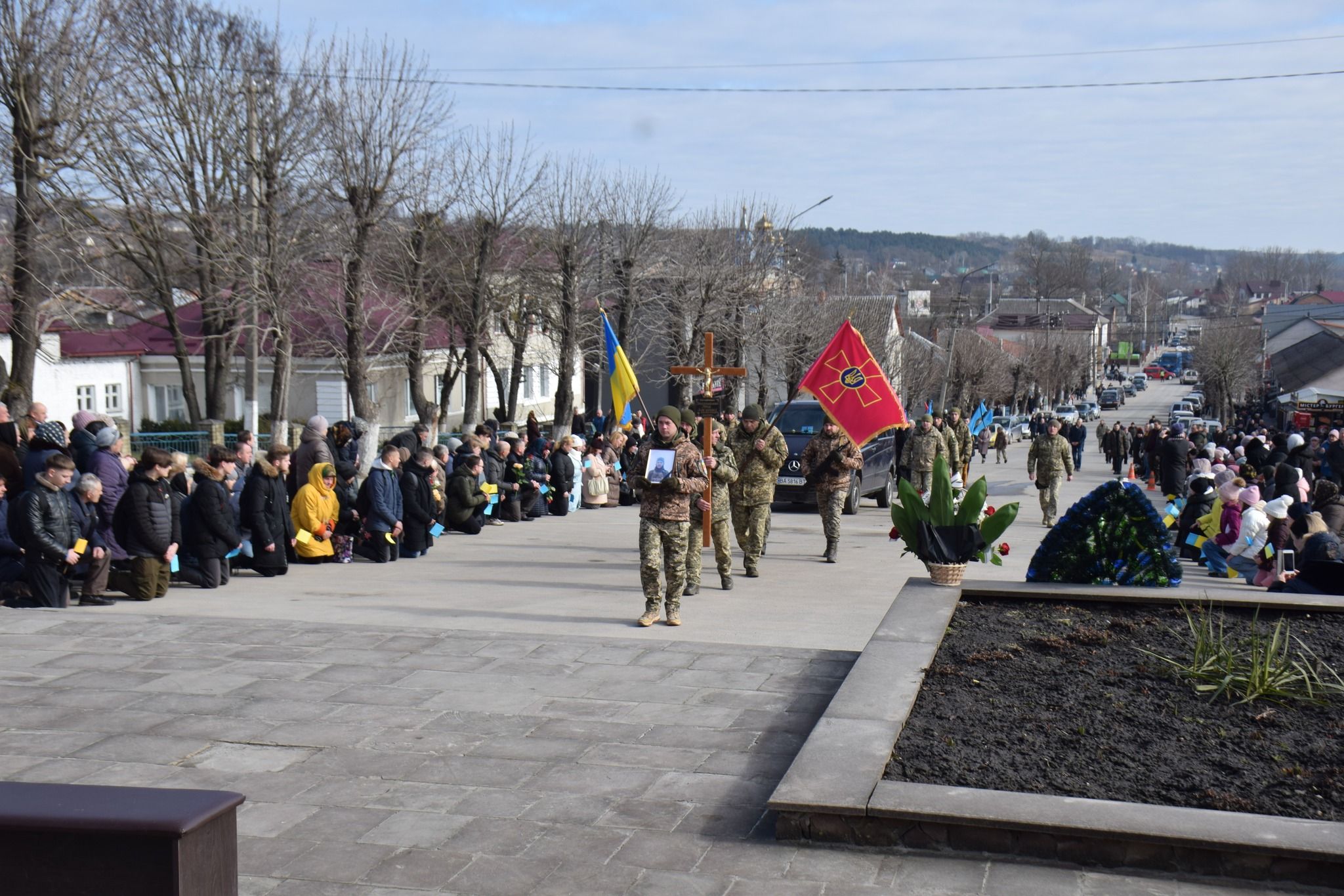Новини Тернополя - фото з Людина щирої душі і воїн з великим серцем: на Тернопільщині попрощалися з Героєм Юрієм Воляницьким