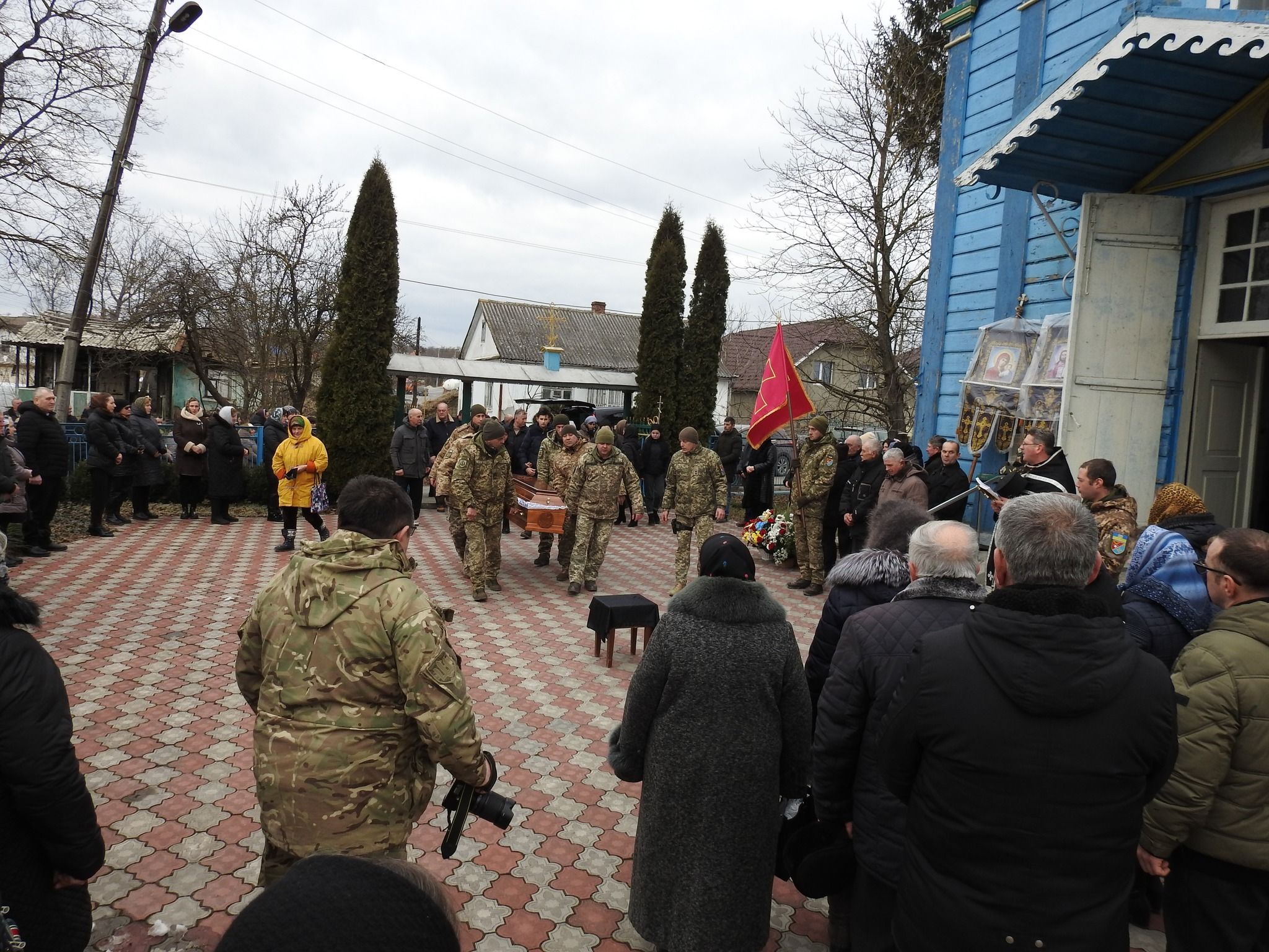 Новини Тернополя - фото з Людина щирої душі і воїн з великим серцем: на Тернопільщині попрощалися з Героєм Юрієм Воляницьким