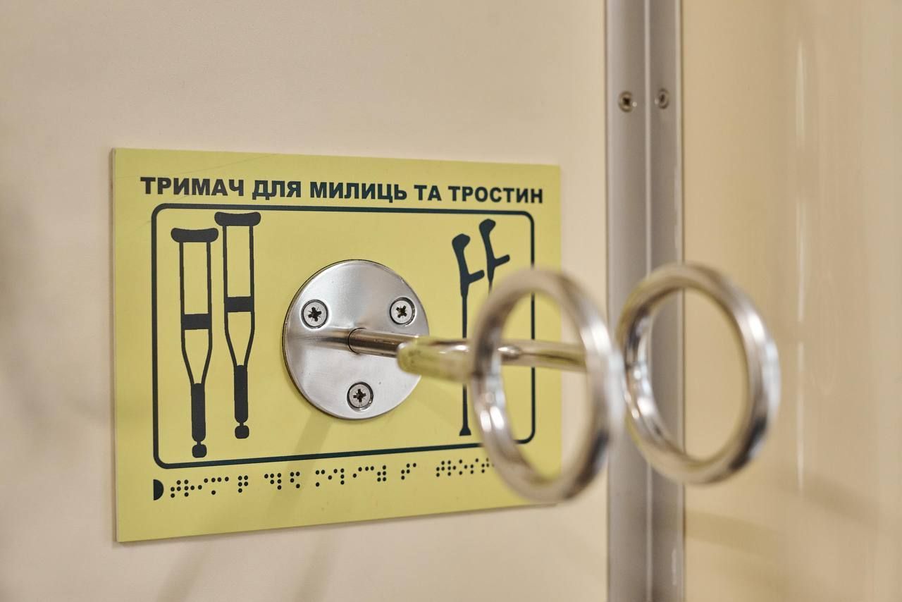 Новини Тернополя - фото з Через Тернопіль прямуватимуть потяги з вагонами для пасажирів з інвалідністю