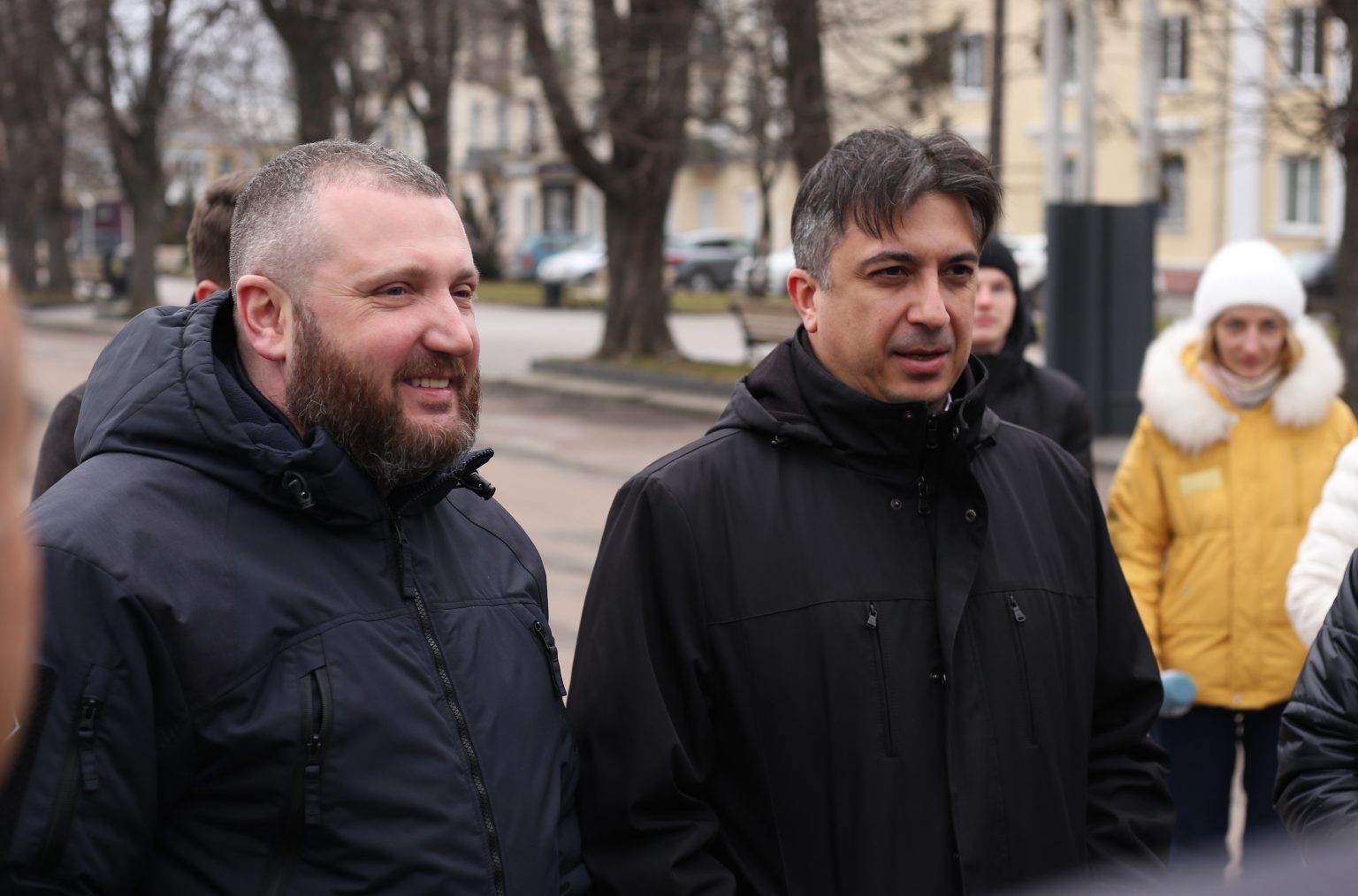 Новини Хмельницького - фото з Хмельниччина отримала 2 швидкі допомоги від Туреччини й Азербайджану