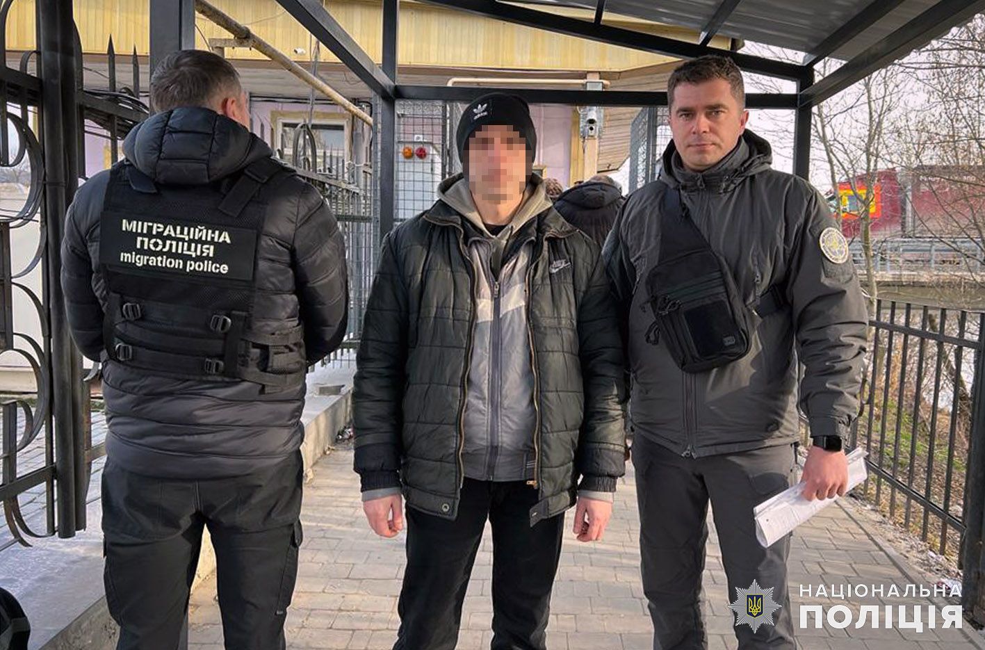 Новини Хмельницького - фото з Із Хмельниччини примусово видворять небезпечного злочинця з Молдови