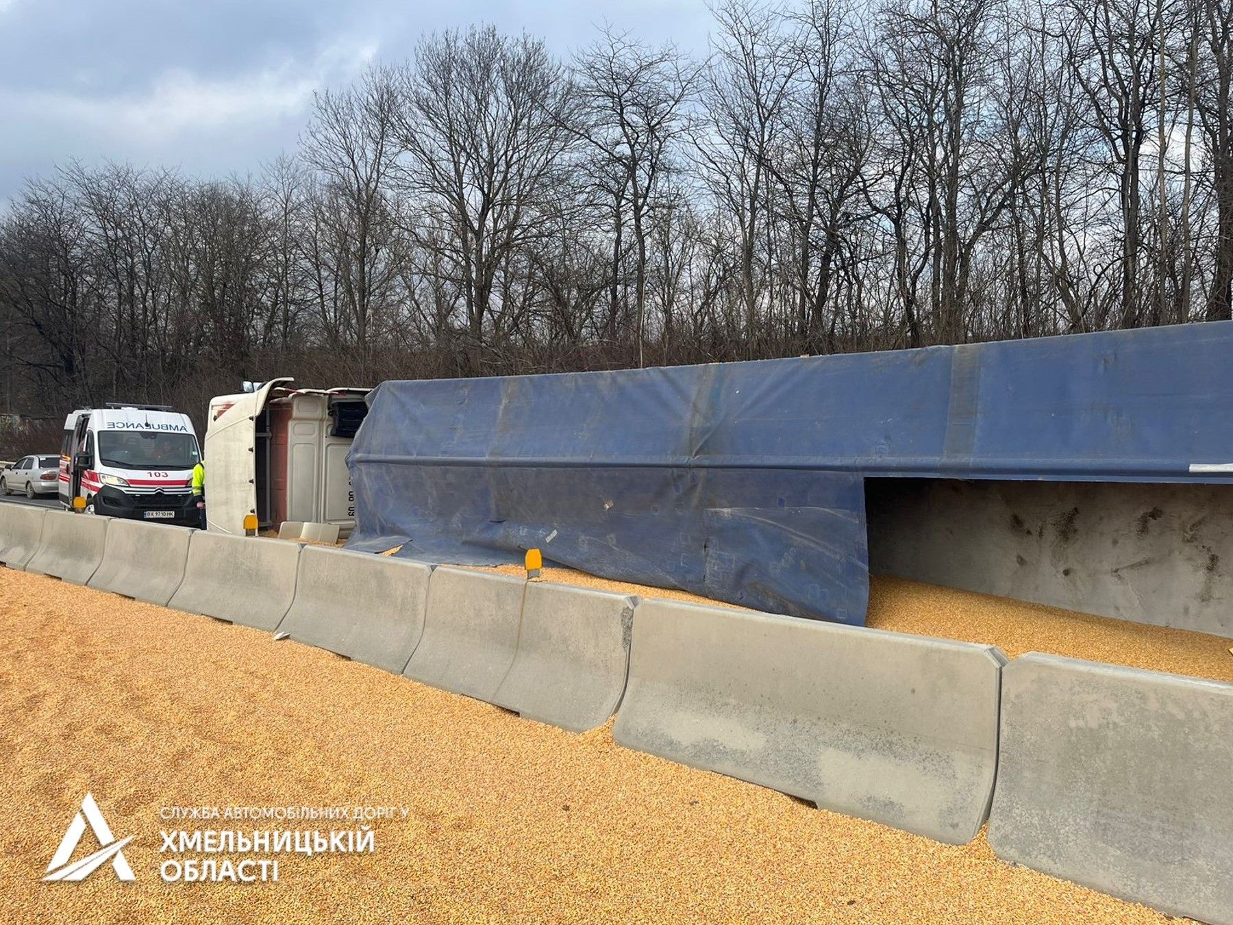 Новини Хмельницького - фото з Через ДТП з потерпілими на Кам’янеччині обмежили рух транспорту