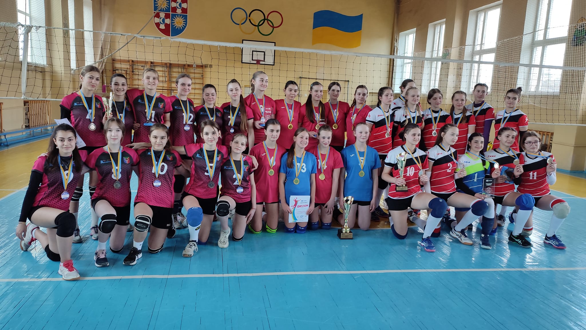 Новини Козятина - фото з Козятинчанки — бронзові призери області з волейболу