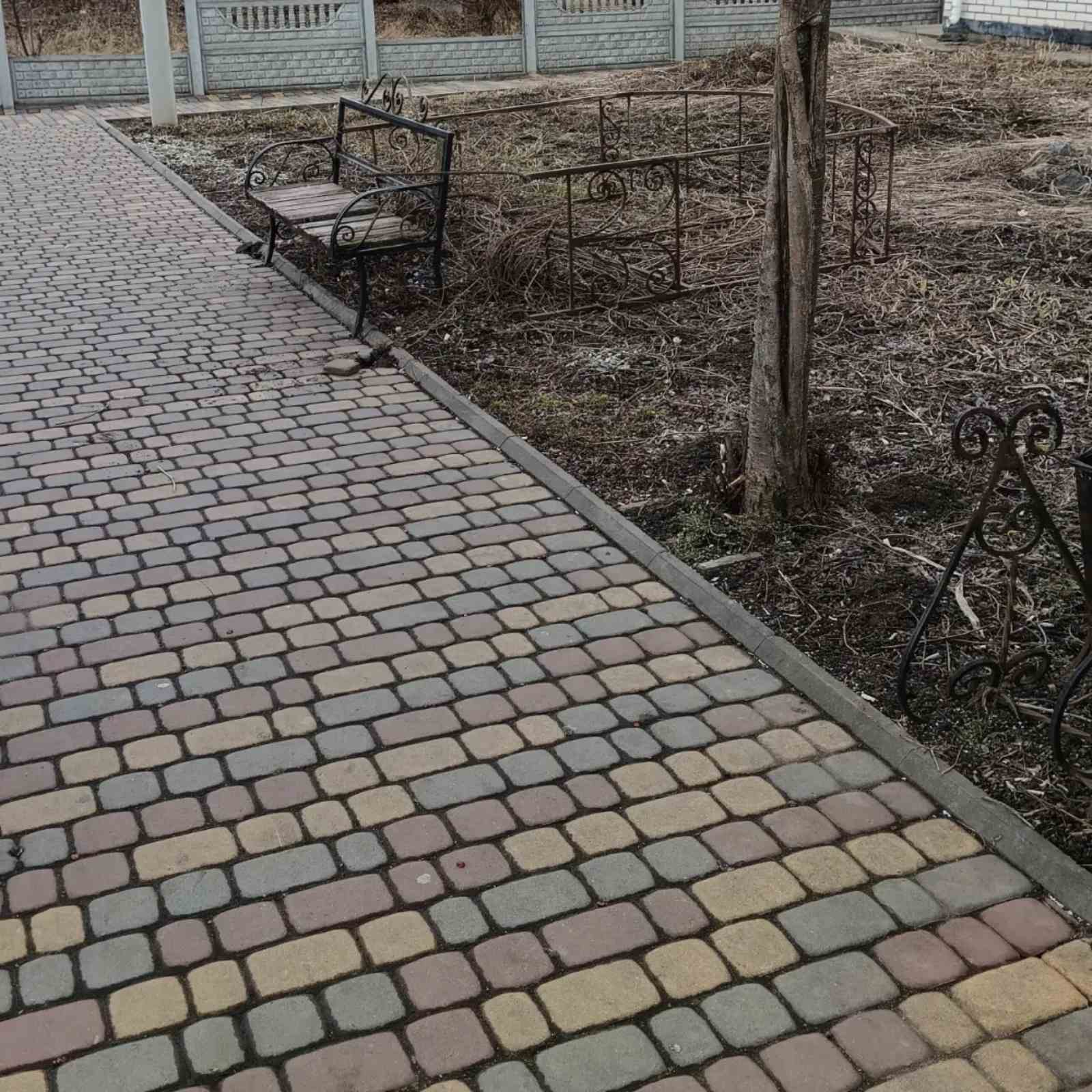 Новини Козятина - фото з У селі Козятин неповнолітні влаштували погром — пошкодили три альтанки