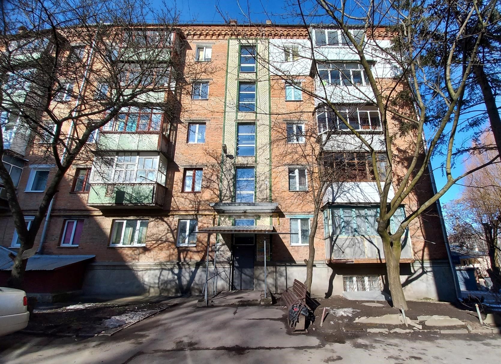 Новини Хмельницького - фото з Хмельницька міськрада продає приміщення на 2,6 мільйона. Де та які