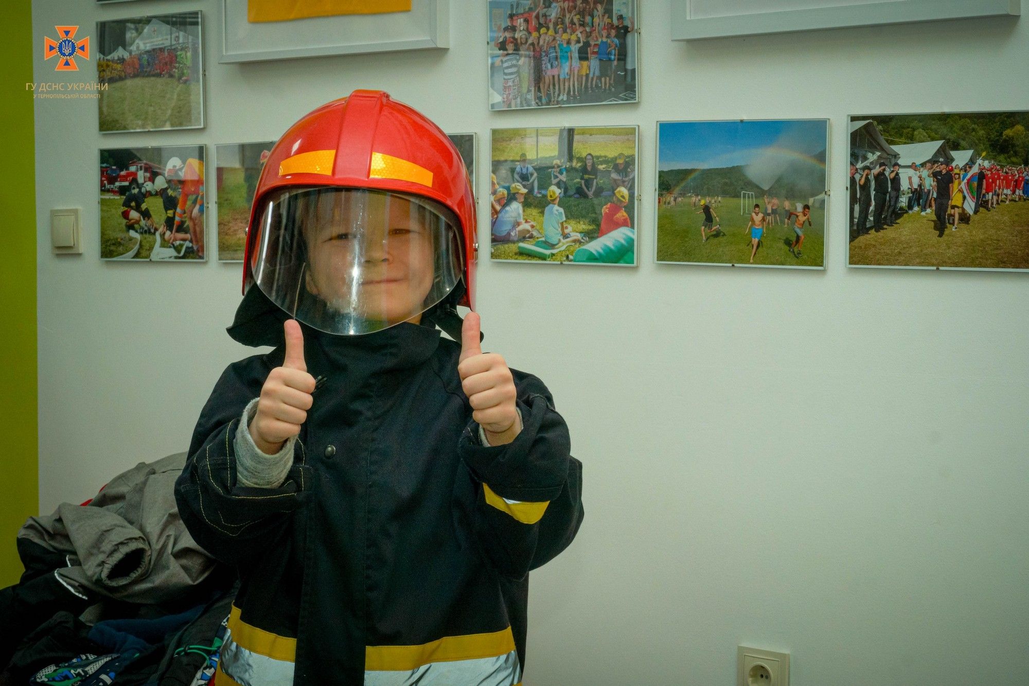 Новини Тернополя - фото з У Тернополі рятувальники приймали в гостях «майбутню зміну»