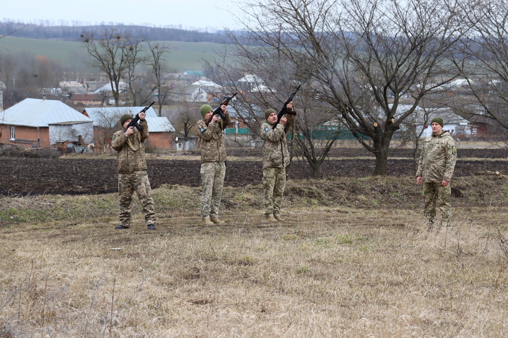 Новини Хмельницького - фото з “Пролита кров не мине безслідно”: у боях загинули двоє воїнів з Хмельниччини