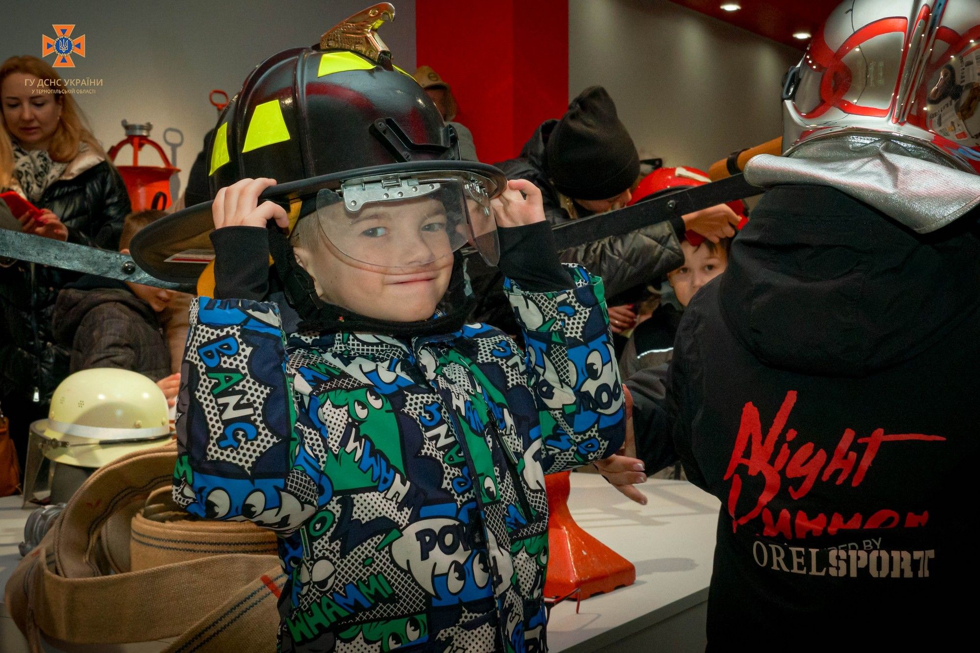 Новини Тернополя - фото з У Тернополі рятувальники приймали в гостях «майбутню зміну»