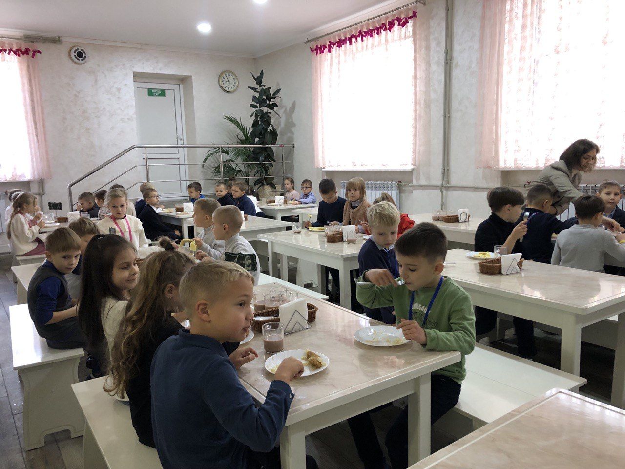 Новини Тернополя - фото з Не всі діти захисників України харчуються в школах безкоштовно. Ми розібралися, чому так