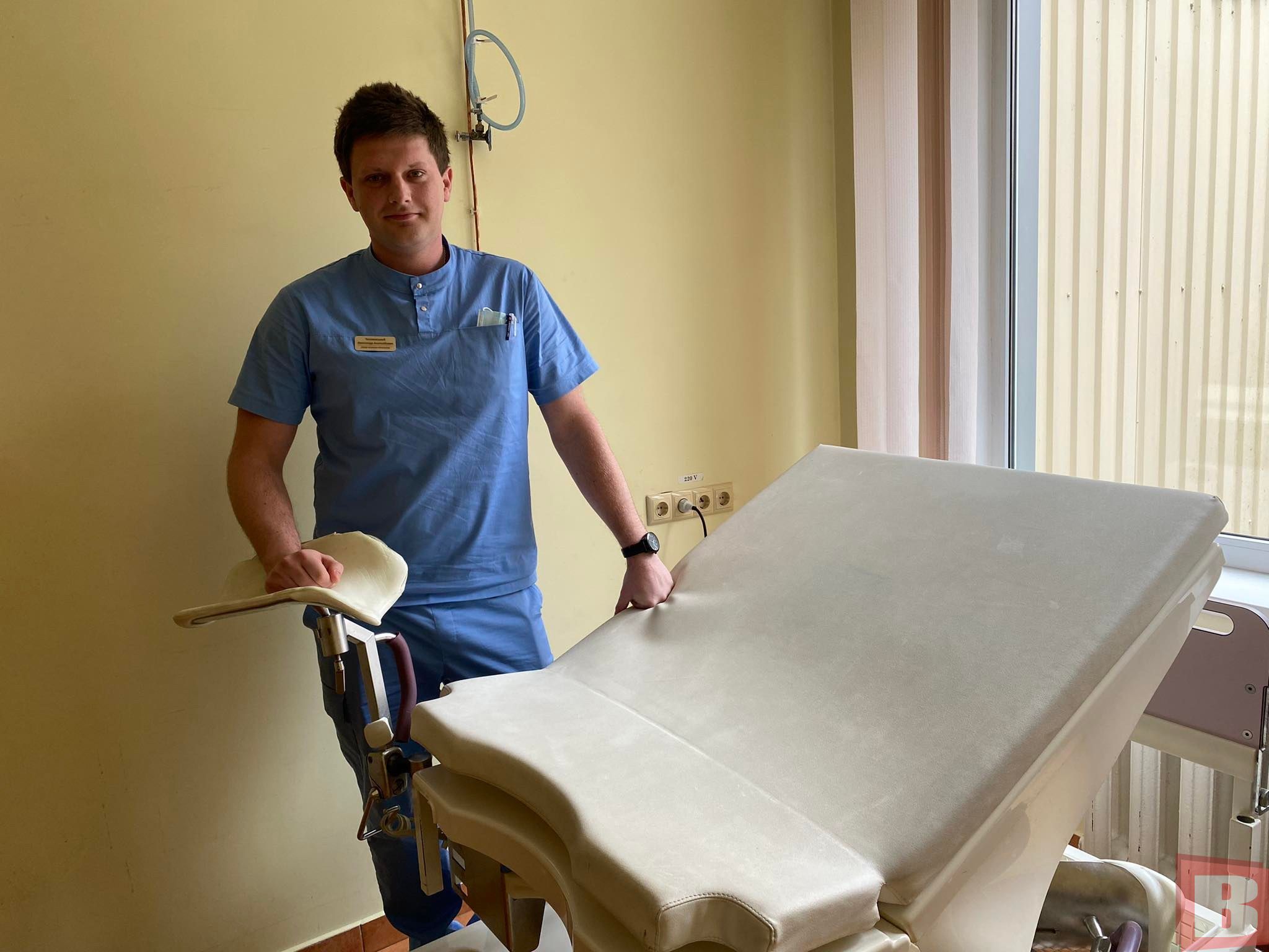 Новини Хмельницького - фото з Матюки при пологах та жарти з жінками: інтерв’ю з гінекологом Олександром Чекановським