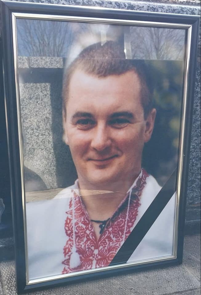 Новини Тернополя - фото з На Тернопільщині провели в останню дорогу Воїна Василя Яцика