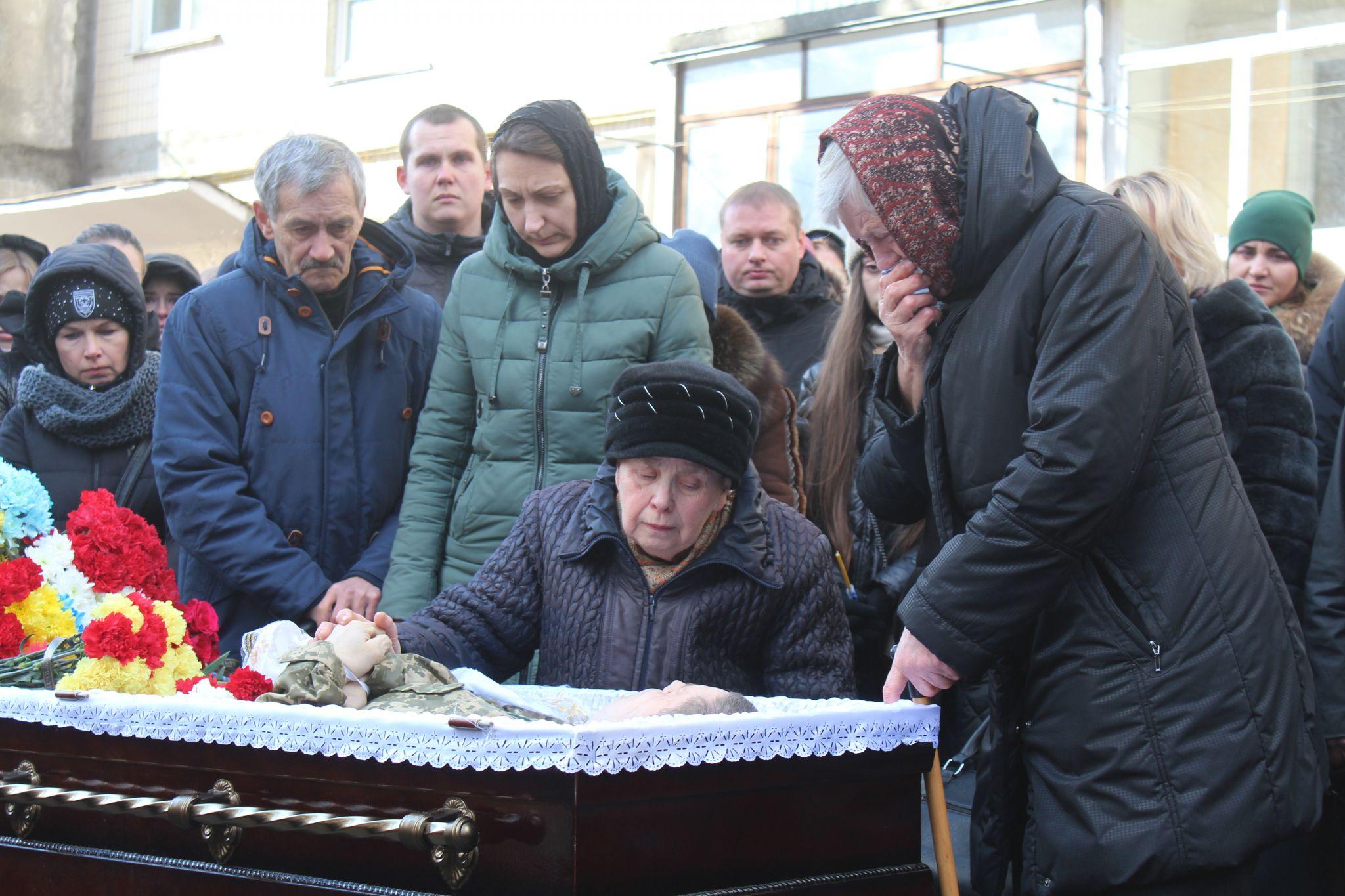 Новини Вінниці - фото з «Маємо виконати його обіцянку — здобути перемогу». У Вінниці попрощалися з Віктором Стасюком