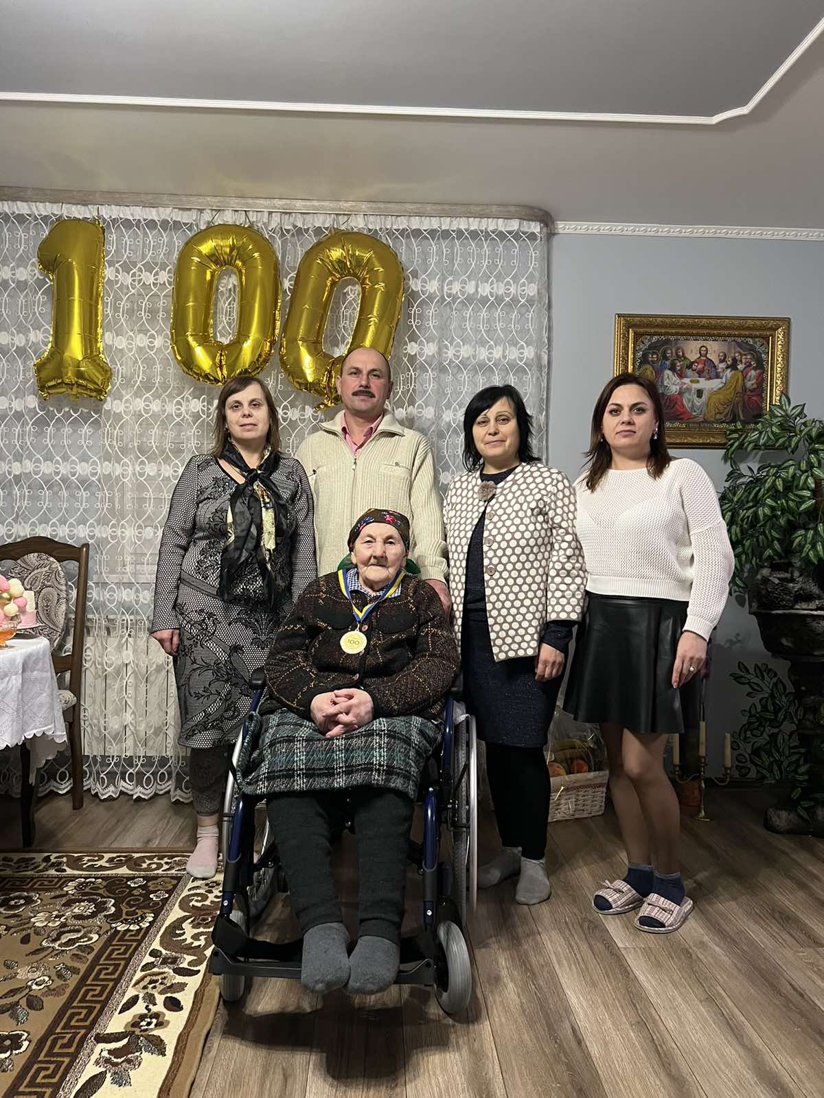 Новини Тернополя - фото з 100 років відзначила жителька села Садки, що на Чортківщині