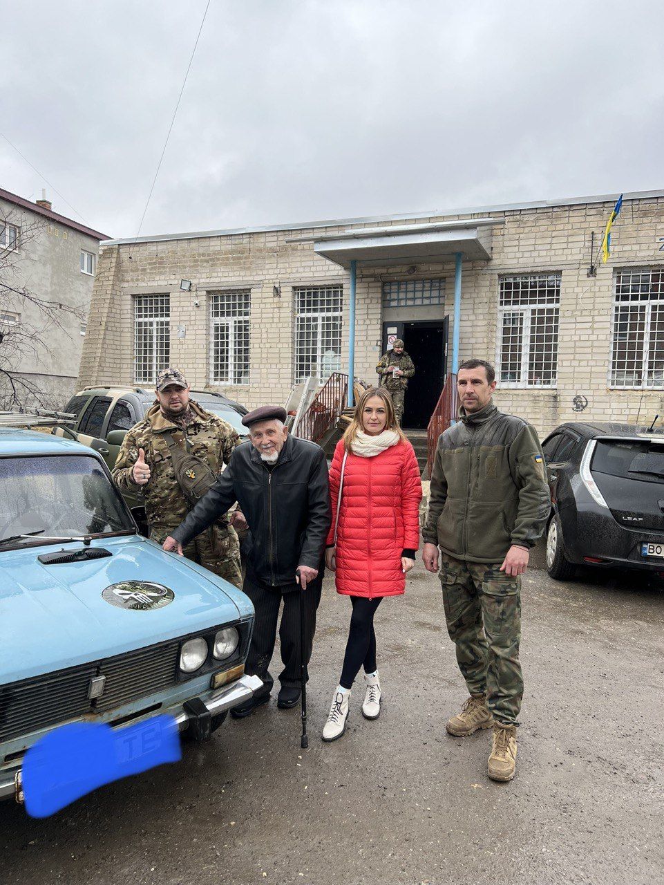 Новини Тернополя - фото з У 90 тернополянин передав авто ЗСУ. Ластівка уже полетіла на гарячий напрямок