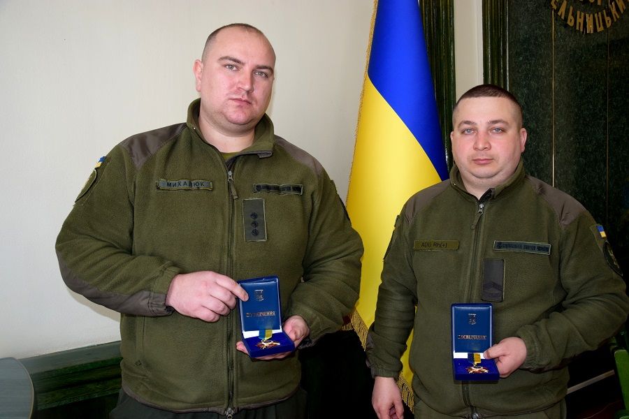 Новини Хмельницького - фото з Хмельницьким добровольцям вручили відзнаки «Воля та мужність»