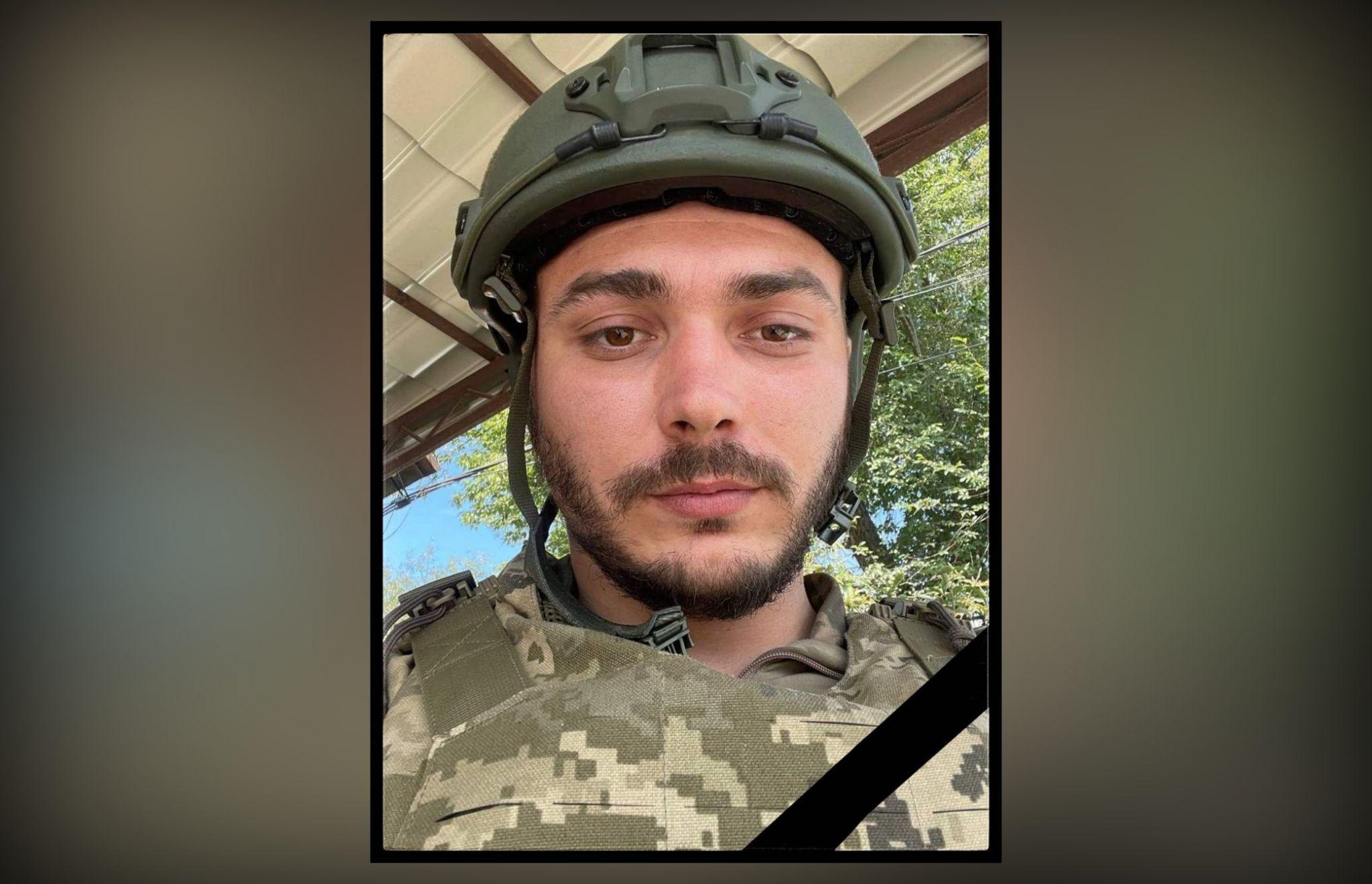 Новини Вінниці - фото з Чому мама має просити живий коридор для сина? А для його могили шукати флагшток?