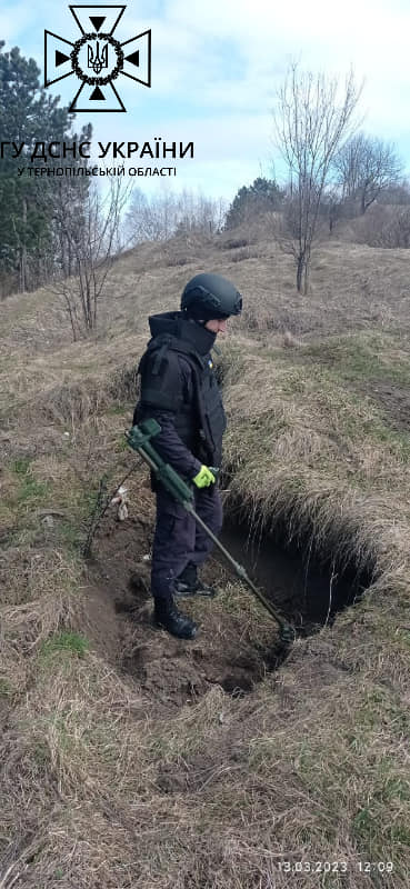 Новини Тернополя - фото з На Чортківщині знайшли понад 80 вибухонебезпечних предметів