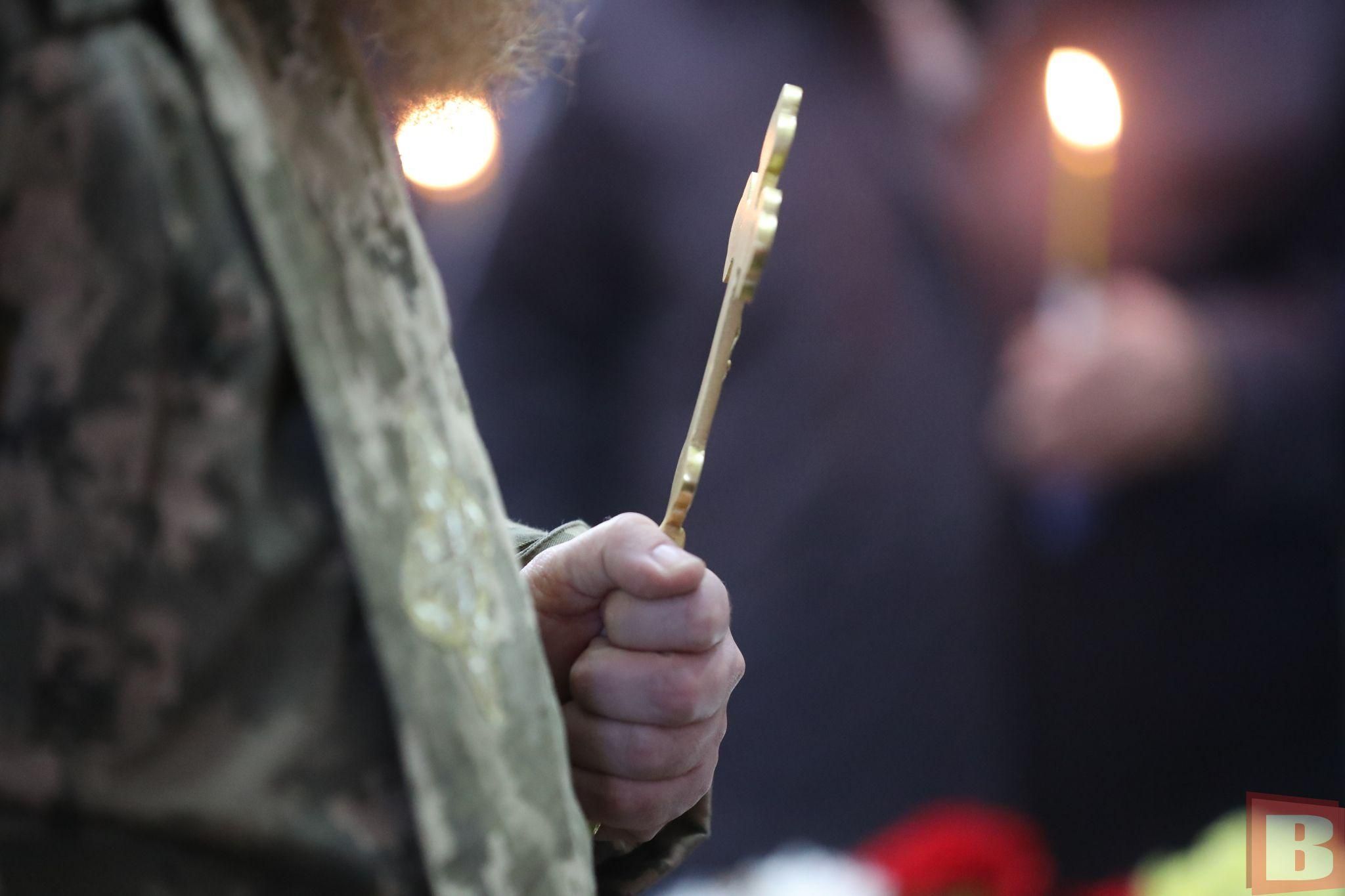 Новини Хмельницького - фото з «Були руки від Бога». Попрощалися з хмельницьким військовим Юрієм Леськовим